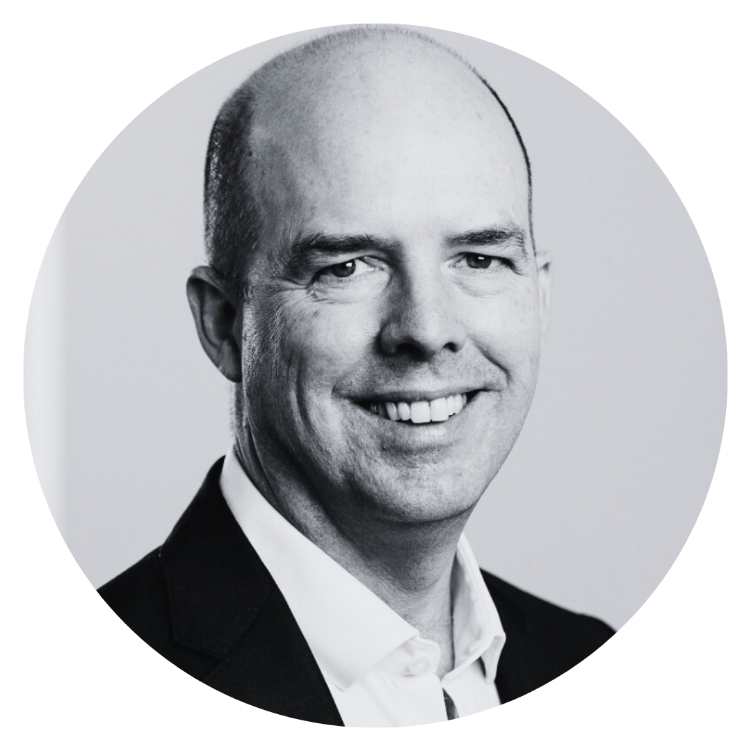 Peter Elam - Anglo American - bw circle